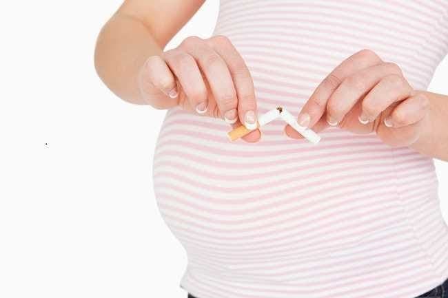 Kebiasaan Merokok Saat Hamil Picu Tekanan Darah Tinggi pada Anak